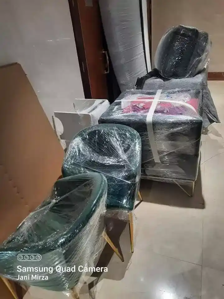 Chair pickup